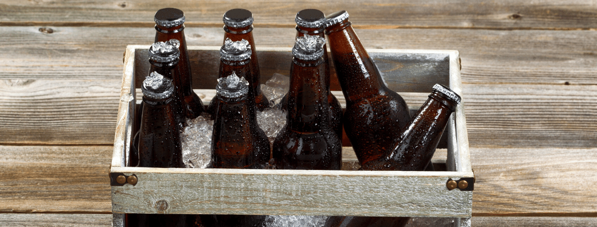 Bierflaschen in Kiste