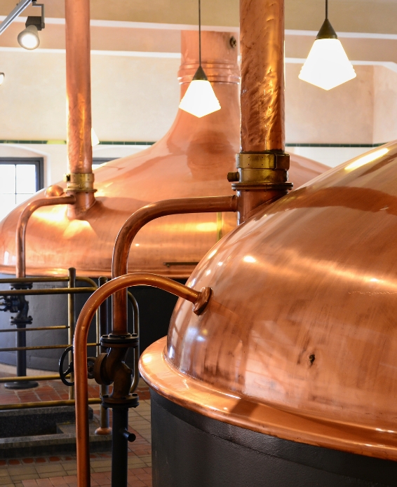 Kupferkessel in Brauerei bei der Herstellung von Leichtbier.